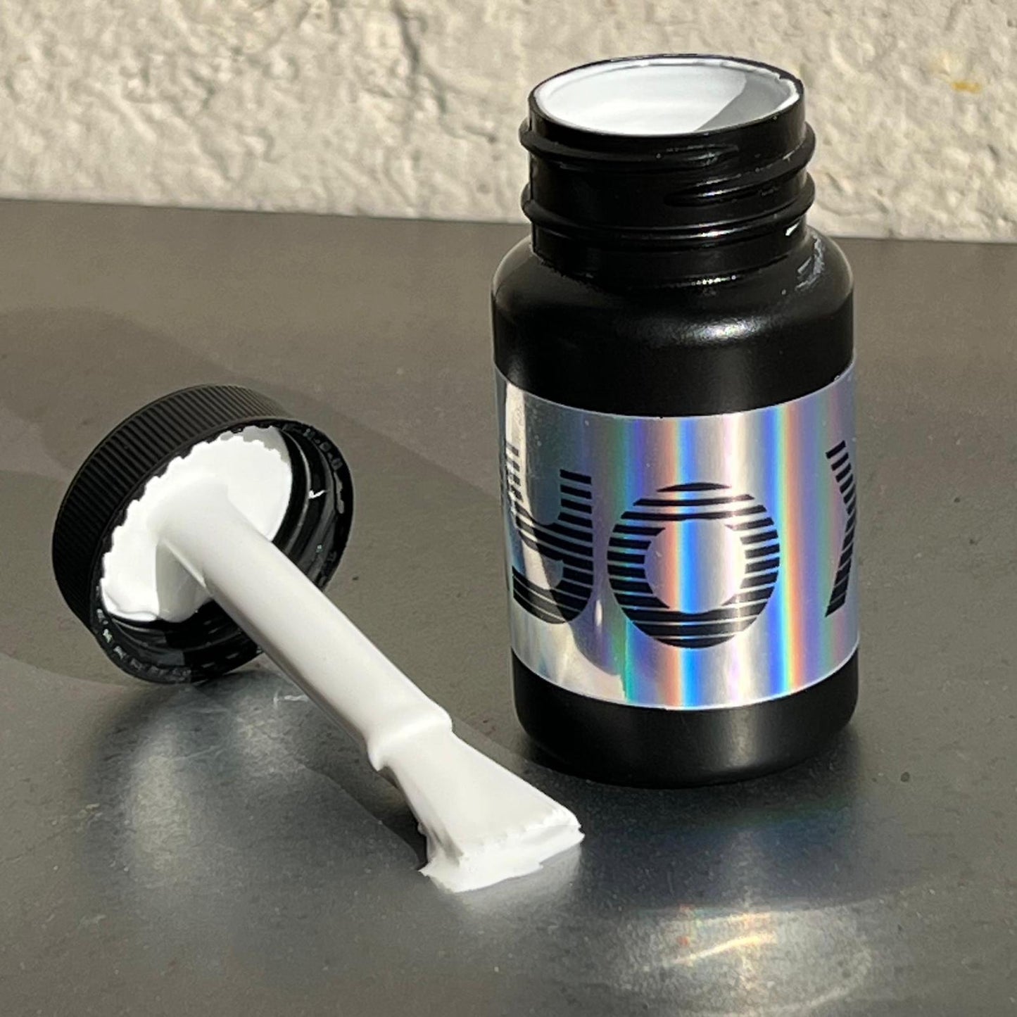 CryoPaint 2 oz Sample